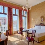 Nh Santa Lucia 4*