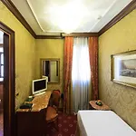 Nh Santa Lucia Hotel Venise