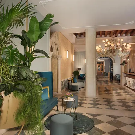 Szálloda Nh Santa Lucia 4*