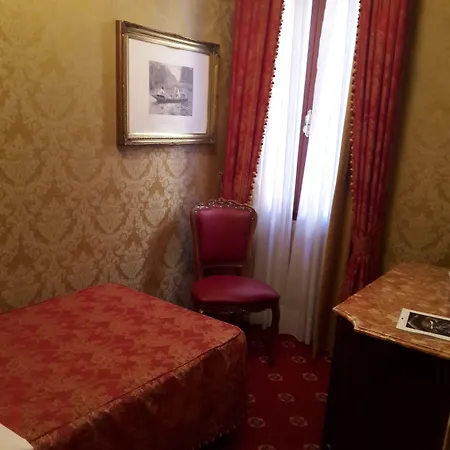 Hotel Nh Santa Lucia Venedig