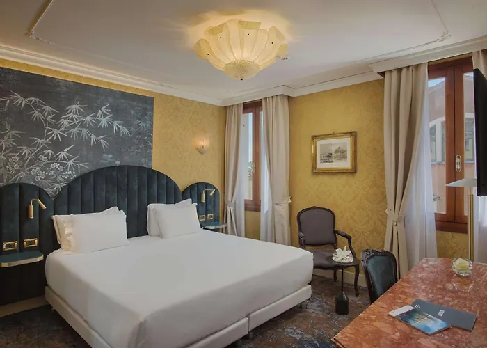 Nh Santa Lucia 4* Velence