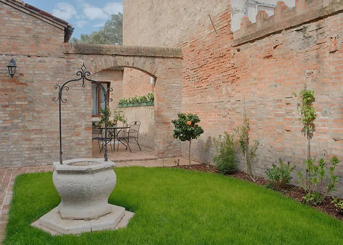 Nh Santa Lucia 4* Velence