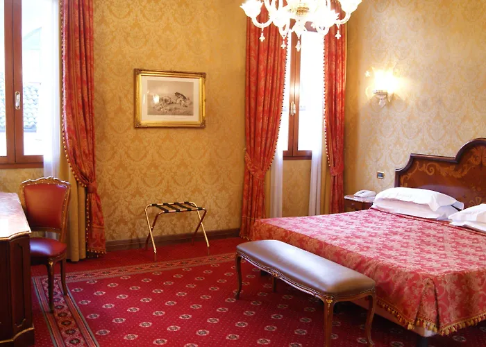 Nh Santa Lucia 4* Velence