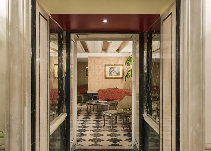 Nh Santa Lucia Szálloda 4*