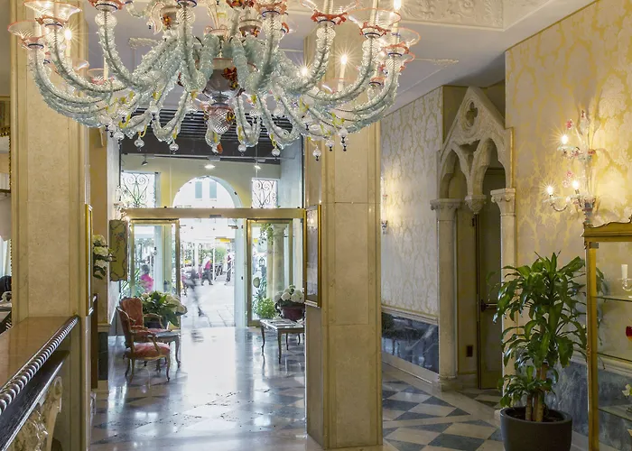 Nh Santa Lucia Szálloda