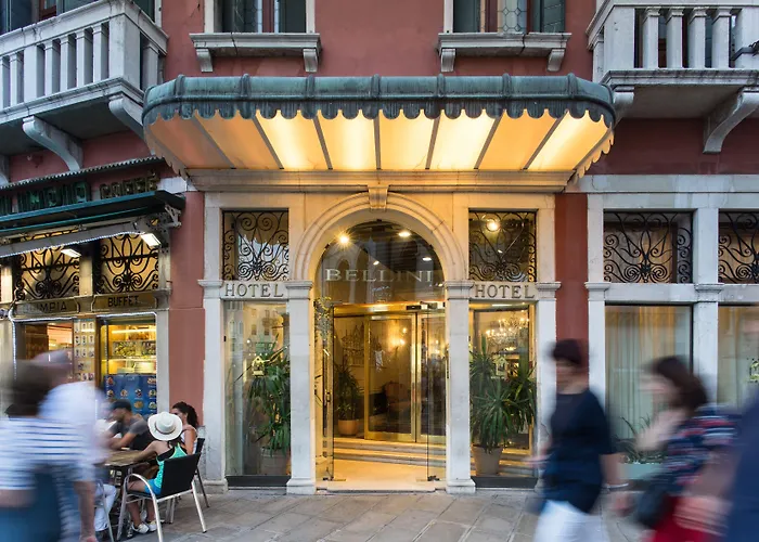 Nh Santa Lucia 4* Velence