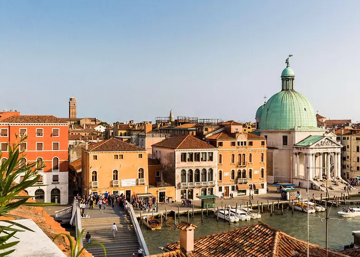 Nh Santa Lucia Szálloda