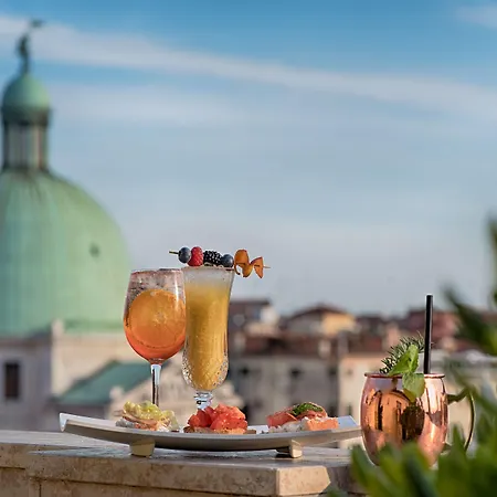 Nh Santa Lucia 4* Venetië