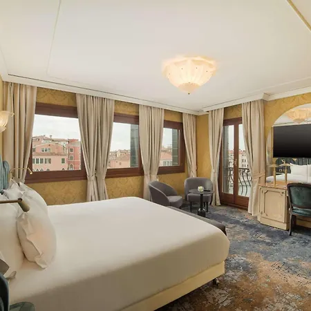 Nh Santa Lucia 4*