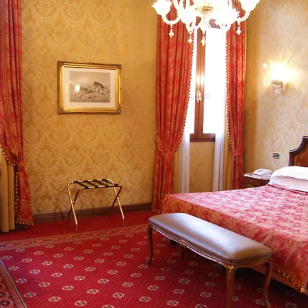 Nh Santa Lucia 4* ונציה